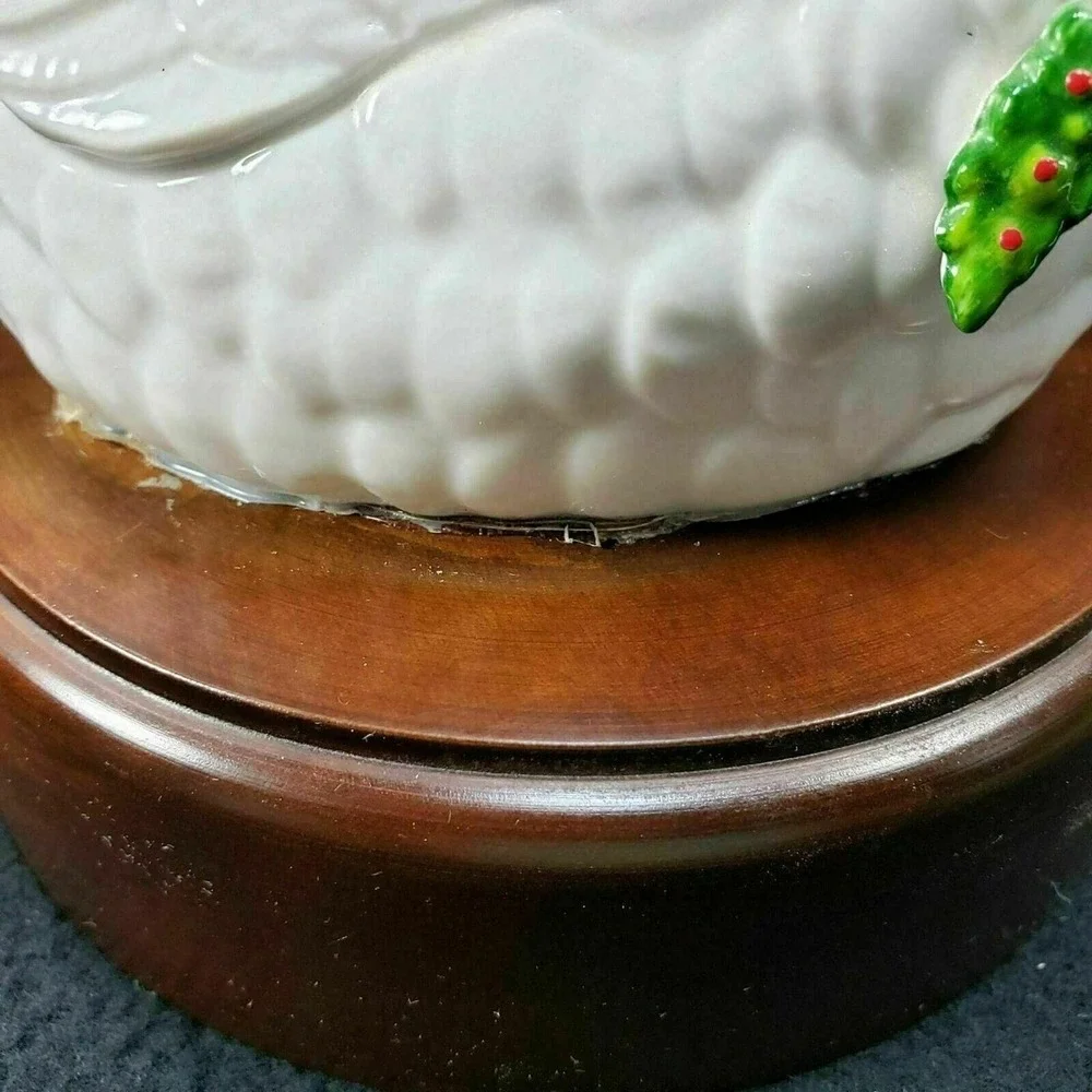 Neiman Marcus Swan Tchaikovsky Swan Lake Finale Japan Musical Box Wind Up